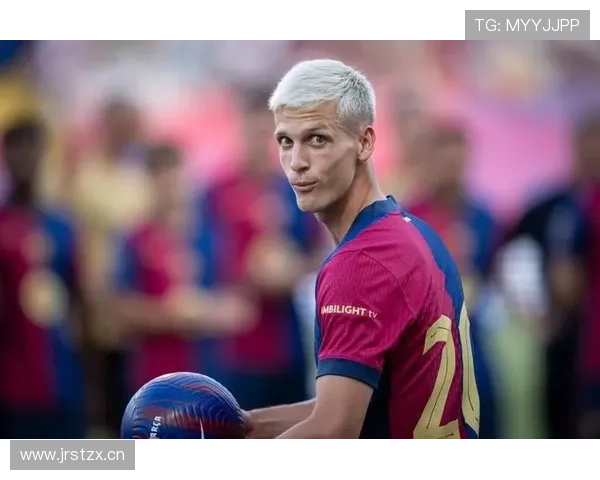 世体:奥尔莫不会冒险复出,但会力争完整参加同拜仁的比赛 世体:奥尔莫不会冒险复出,但会力争完整参加同拜仁的比赛